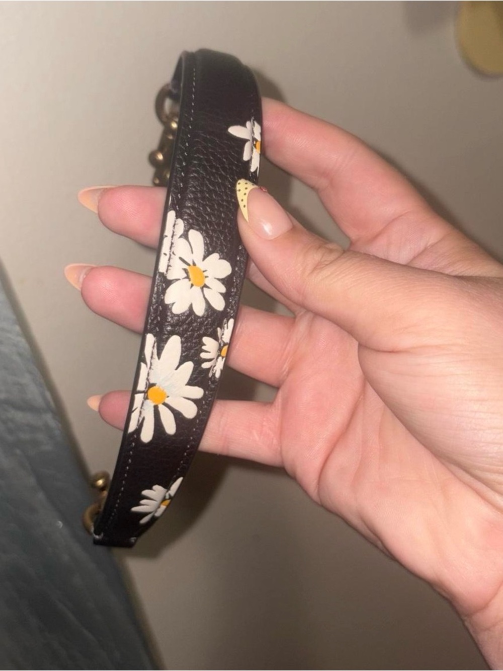 Coach Black Leather Daisy Print Turnlock Crossbody - Picture 5 of 5
